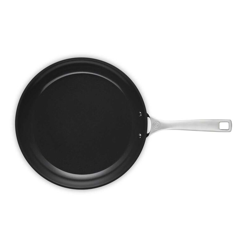 Le Creuset Non-Stick Ceramic Frying Pan 30cm image number 2